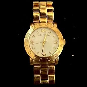 Marc by Marc Jacobs watch gold and white face
